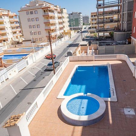 Ideally Located Holiday Apartment 몬코파르 외부 사진